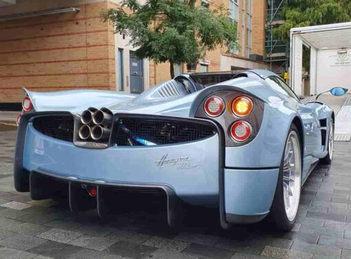 Pagani_Huayra_Roadster_1-01-Prestige_Vehicle_transport
