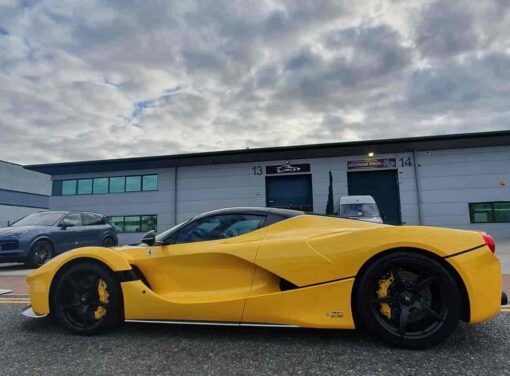 Ferrari_LaFerrari-Prestige_Vehicle_transport